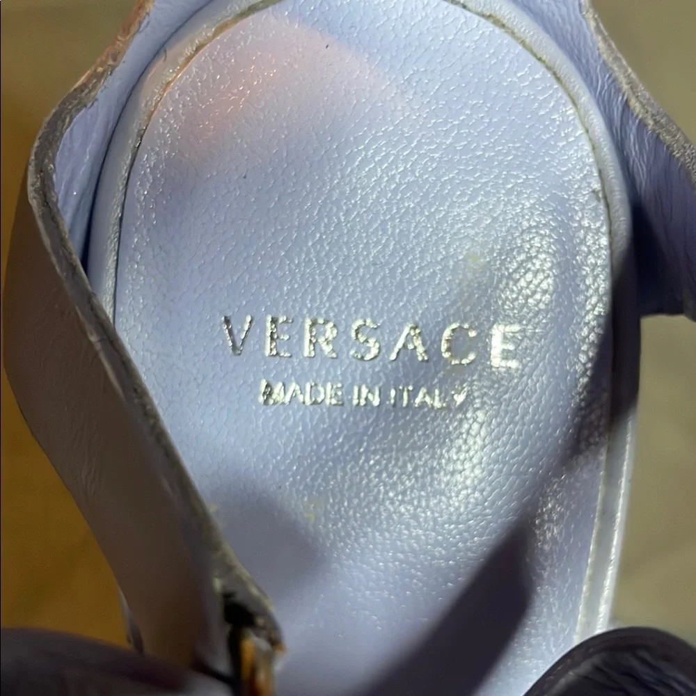 VERSACE Lavender Leather Platform Heels – Size 38.5 (EU) - Picture 2 of 8